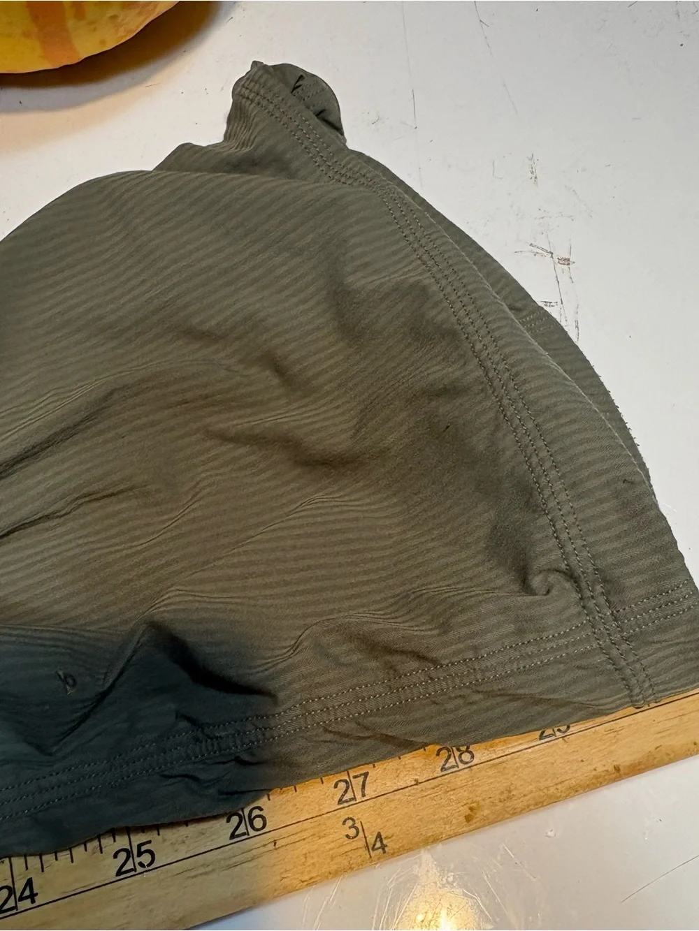lululemon Lightweight Adjustable Mid-Rise Cargo Pants small